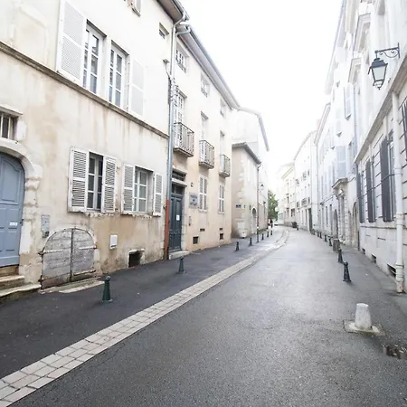 L'Authentique Bressan Apartment Bourg-en-Bresse Exterior photo